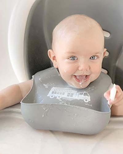 Ali+Oli Modern Bucket Bib Set for Boys (2pk) BPA Free Eco Friendly Waterproof & Easy to Clean - Soft Silicone Bibs with Food Catcher Pouch and Adjustable Snaps for any Size Baby or Toddler (Grey/Blue) - Image 7