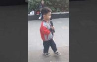 小屁孩唱潮剧